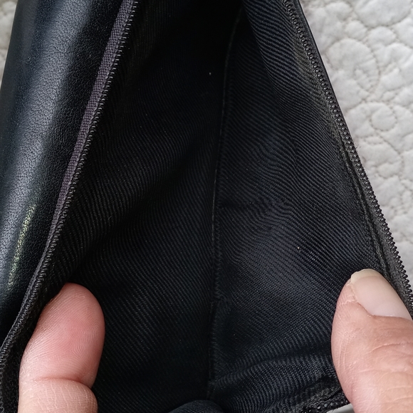 FOSSIL BLACK LEATHER TRIFOLD WALLETT - Picture 3 of 6